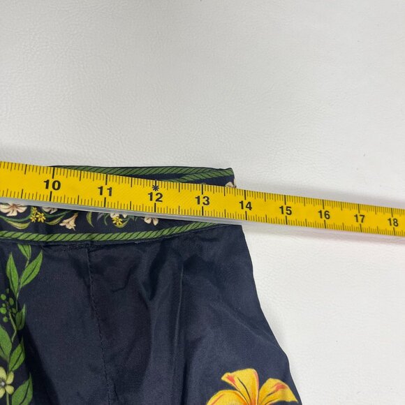 NWOT Farm Rio Flowers Arch Wrap Front Floral Flowers Mini Skirt Size S - Picture 12 of 13